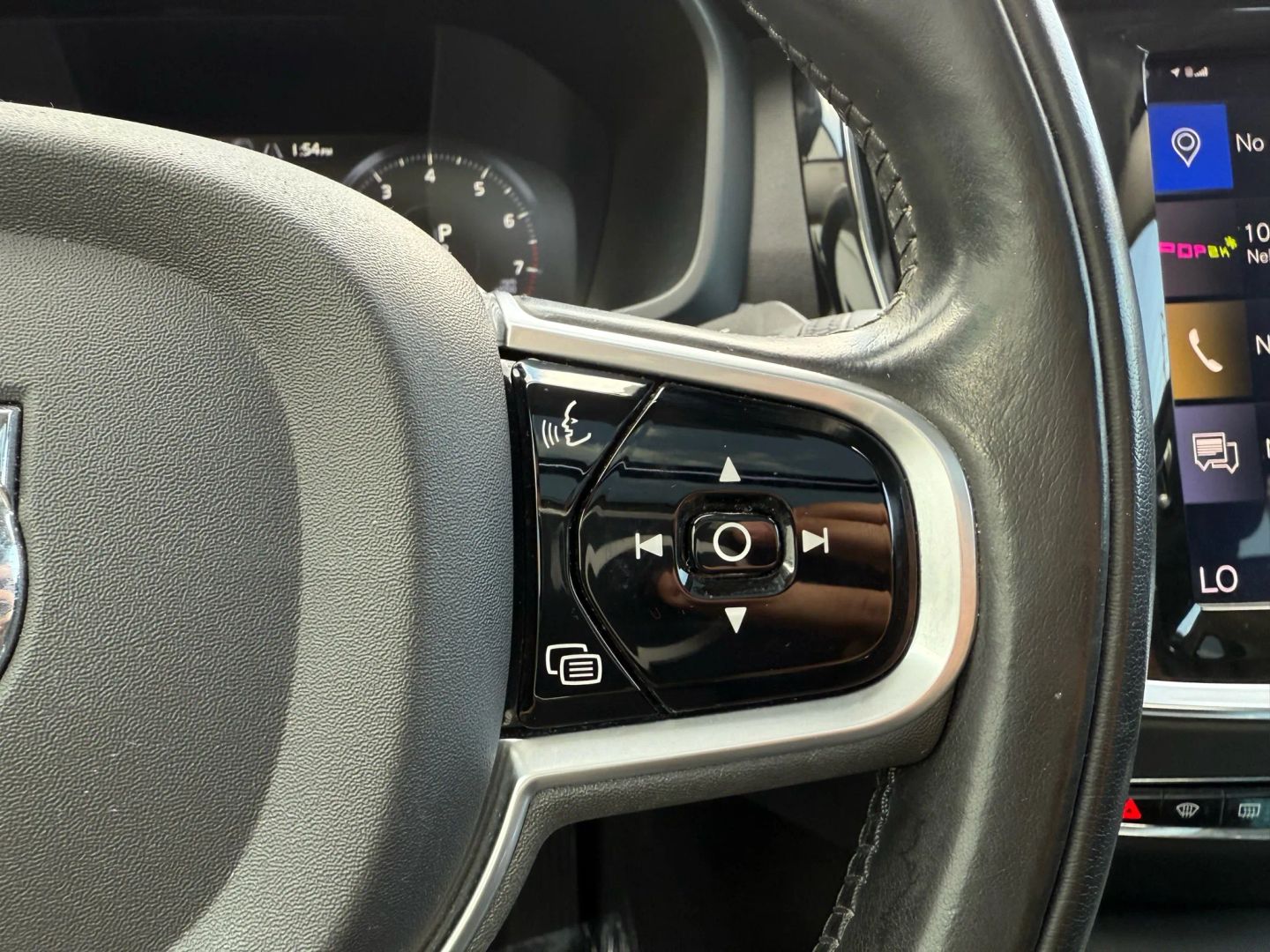 2020 Volvo S60 - Image 31
