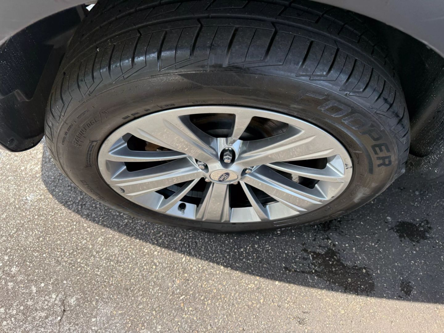 2018 Ford Explorer - Image 49