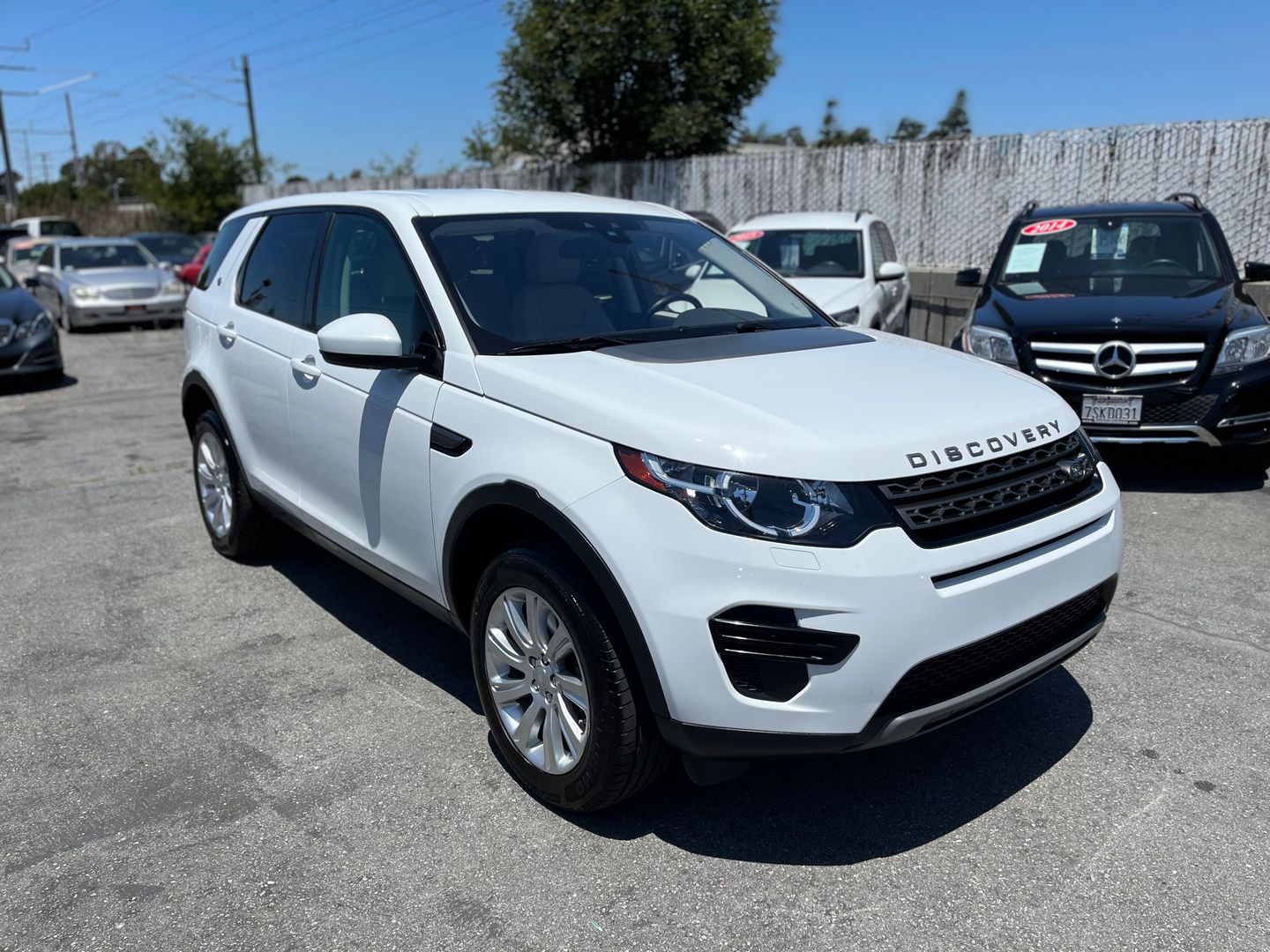 2019 Land Rover Discovery Sport  Vin: Salcp2fxxkh810080 Stock Id: 810080 - Image 1