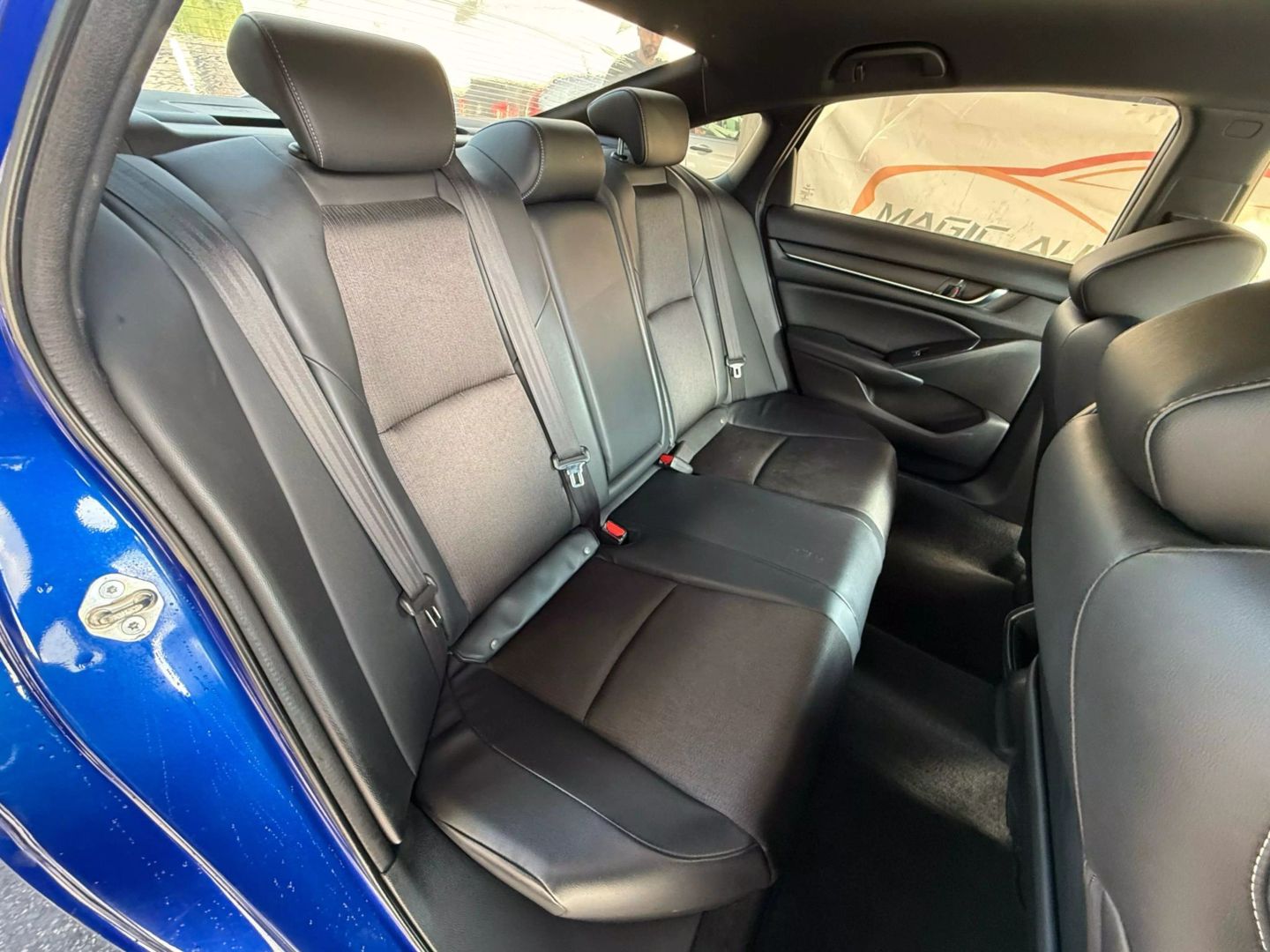 2018 Honda Accord - Image 23