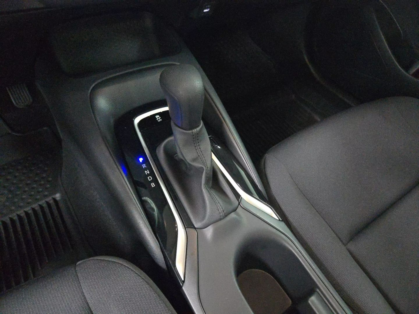 2024 Toyota Corolla - Image 15