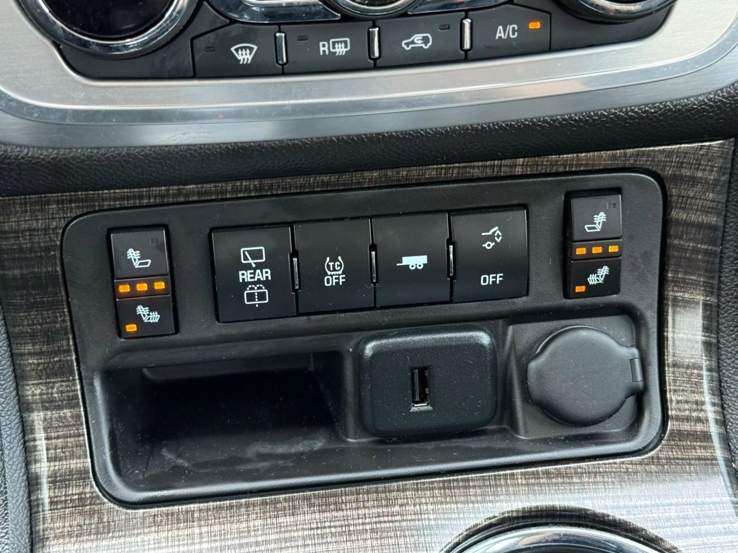 2016 Gmc Acadia - Image 45