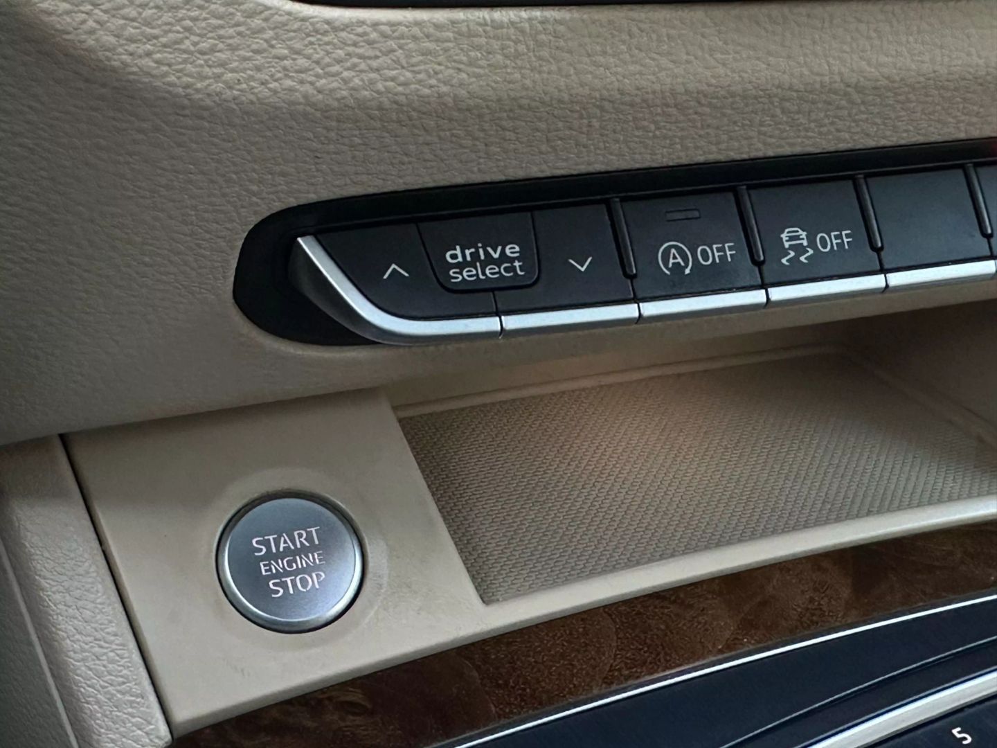2018 Audi Q5 - Image 40