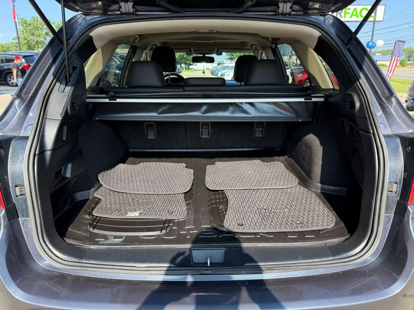 2015 Subaru Outback - Image 14