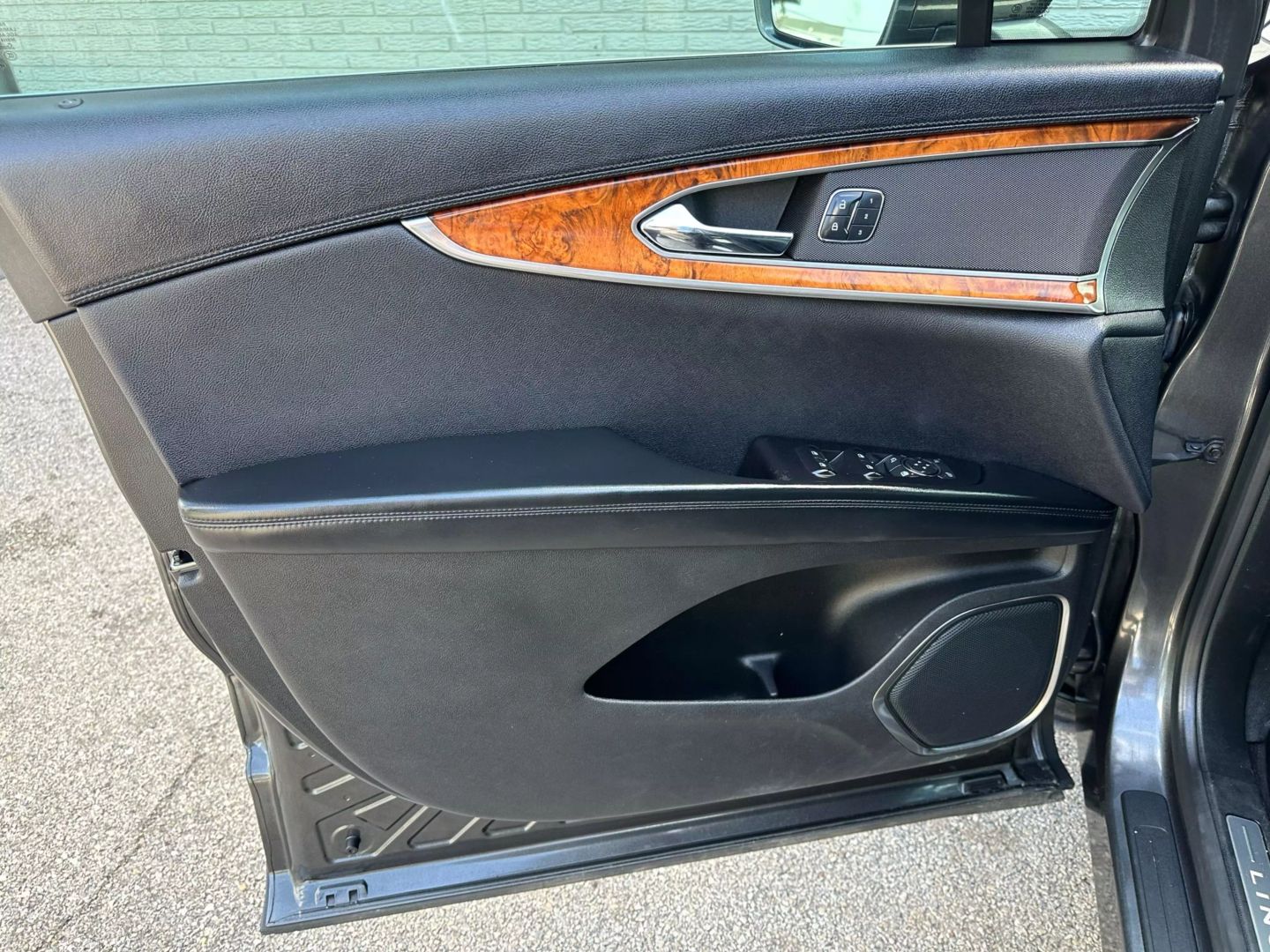 2018 Lincoln Mkx - Image 14