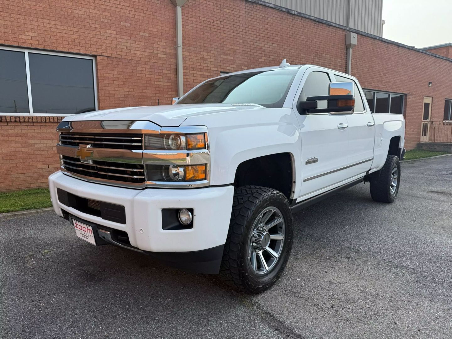 2016 Chevrolet Silverado 2500 Hd Crew Cab - Image 3