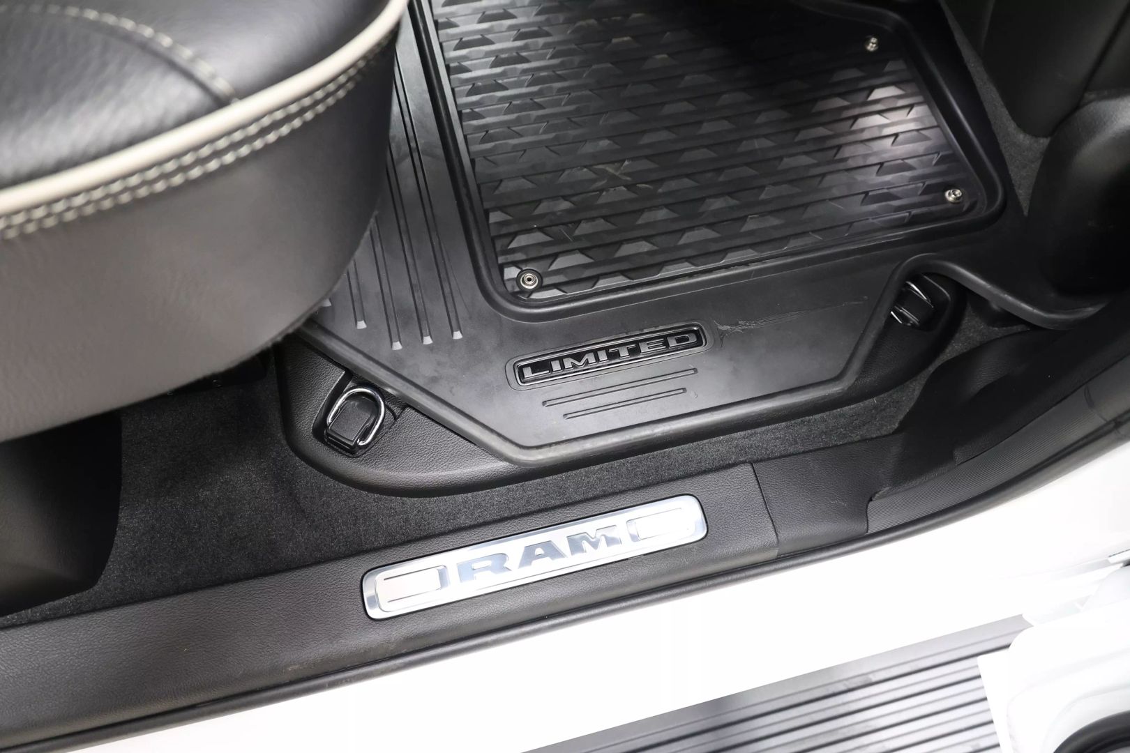 2023 Ram 1500 Crew Cab - Image 88