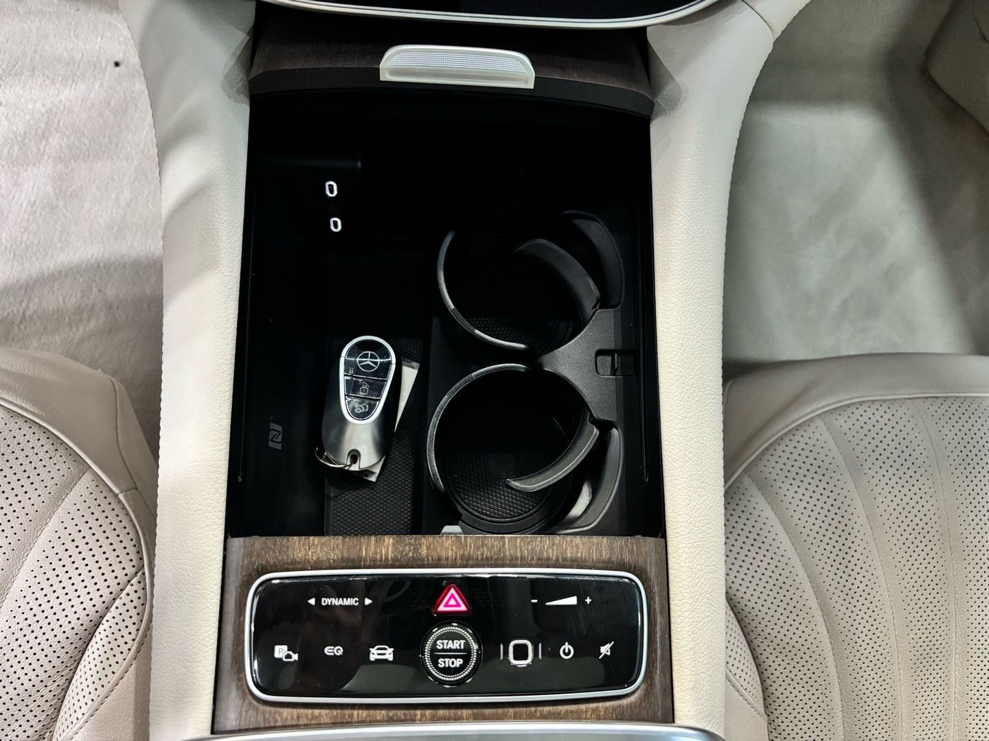 2022 Mercedes-benz Mercedes-eq Eqs Eqs 580 Exclusive 4matic Sedan 4d - Image 26