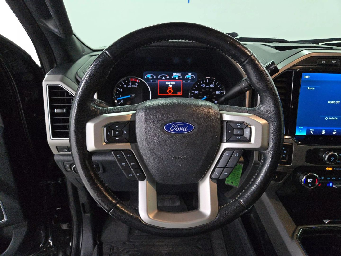 2022 Ford F250 Super Duty Crew Cab - Image 18