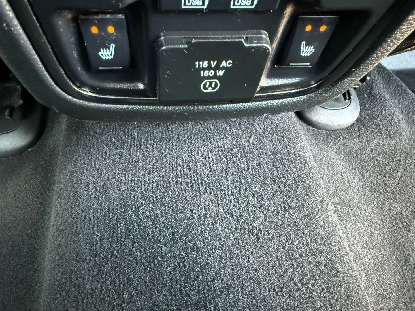 2019 Dodge Durango - Image 28