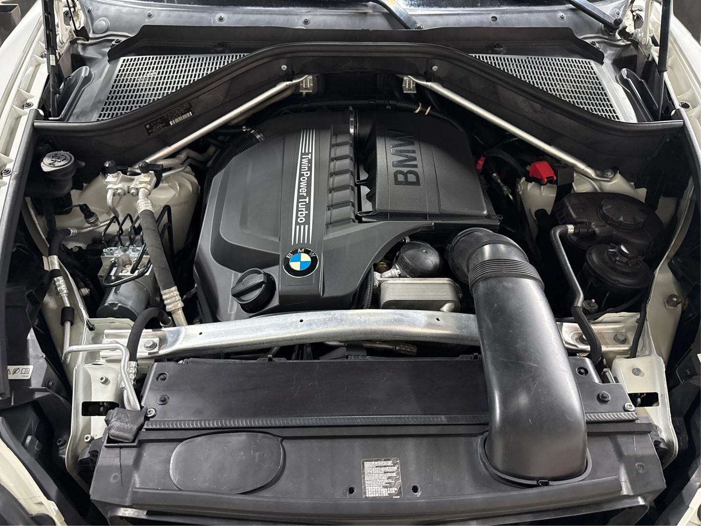 2013 Bmw X5 - Image 9