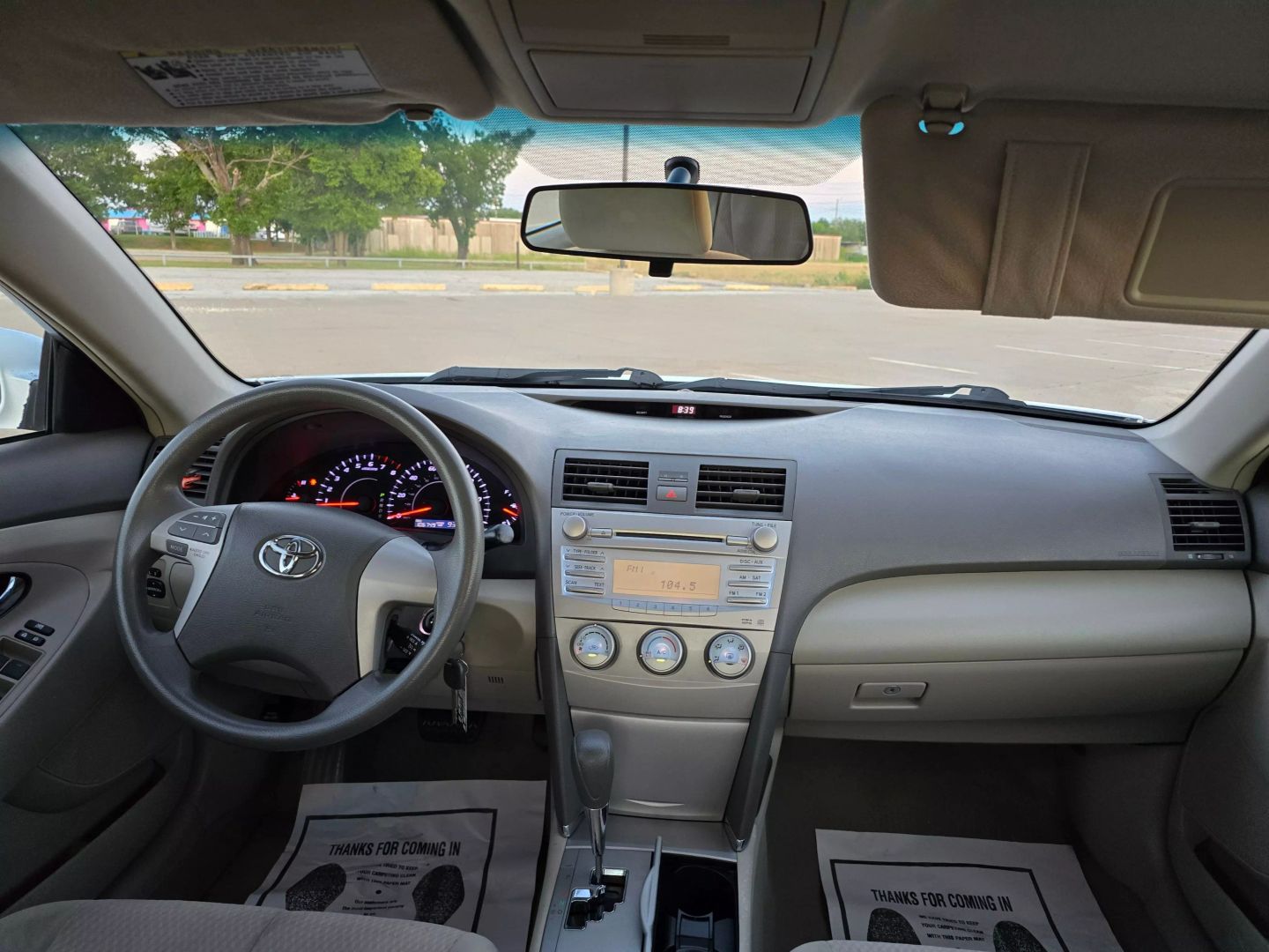 2011 Toyota Camry - Image 14