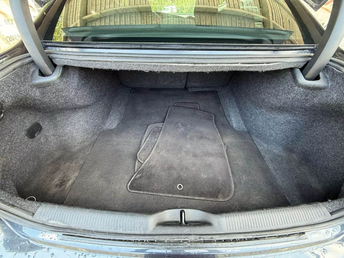2019 Dodge Charger - Image 28