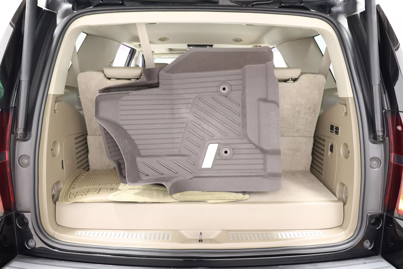 2016 Chevrolet Tahoe - Image 63