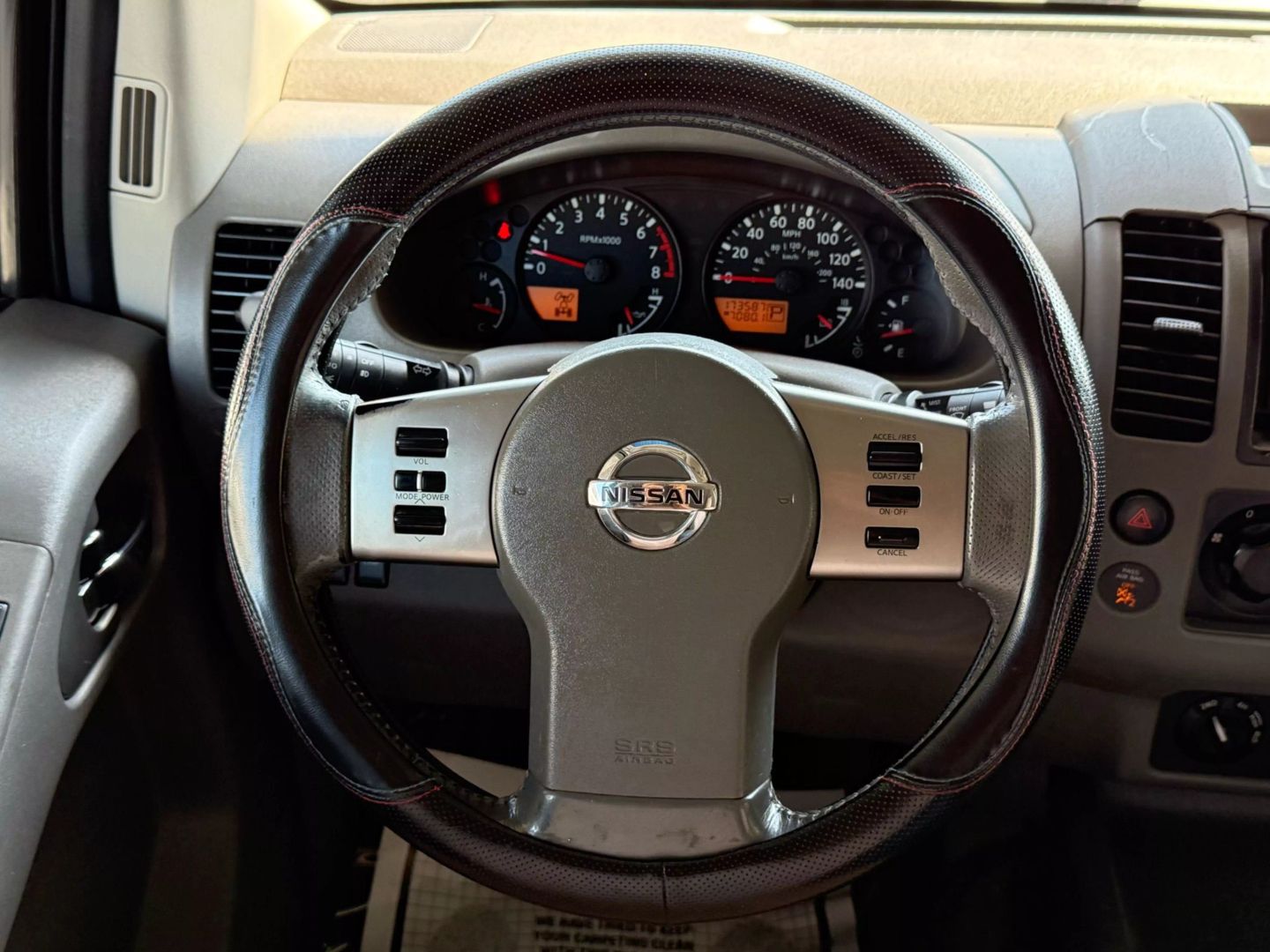 2005 Nissan Frontier Crew Cab - Image 31