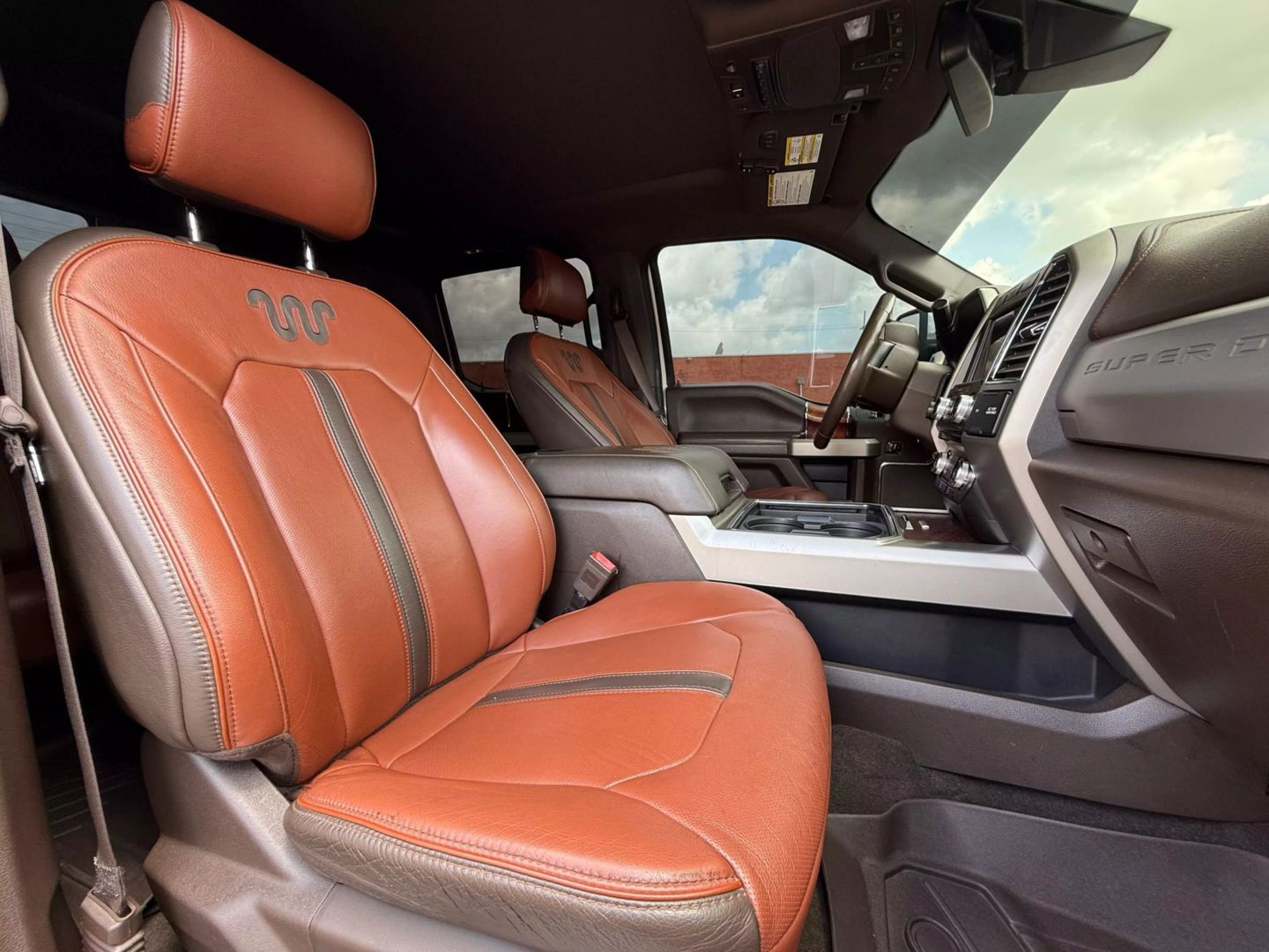 2018 Ford F250 Super Duty Crew Cab - Image 20