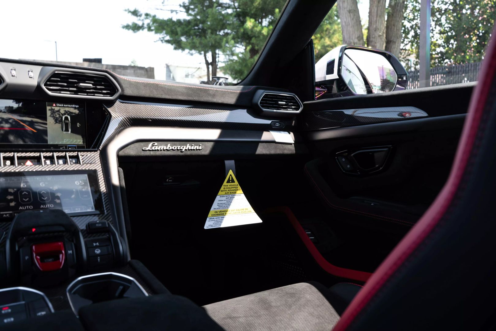 2024 Lamborghini Urus - Image 39