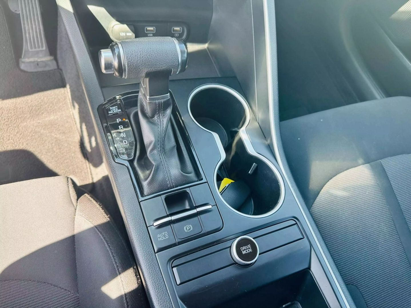 2022 Kia K5 - Image 19
