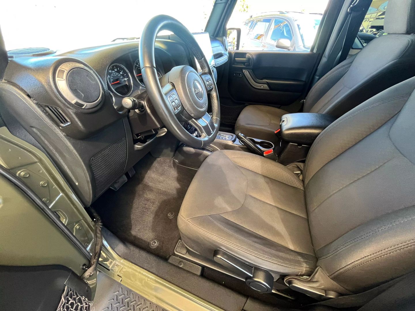 2015 Jeep Wrangler  Vin: 1c4ajwagxfl740677 Stock Id: 740677 - Image 8