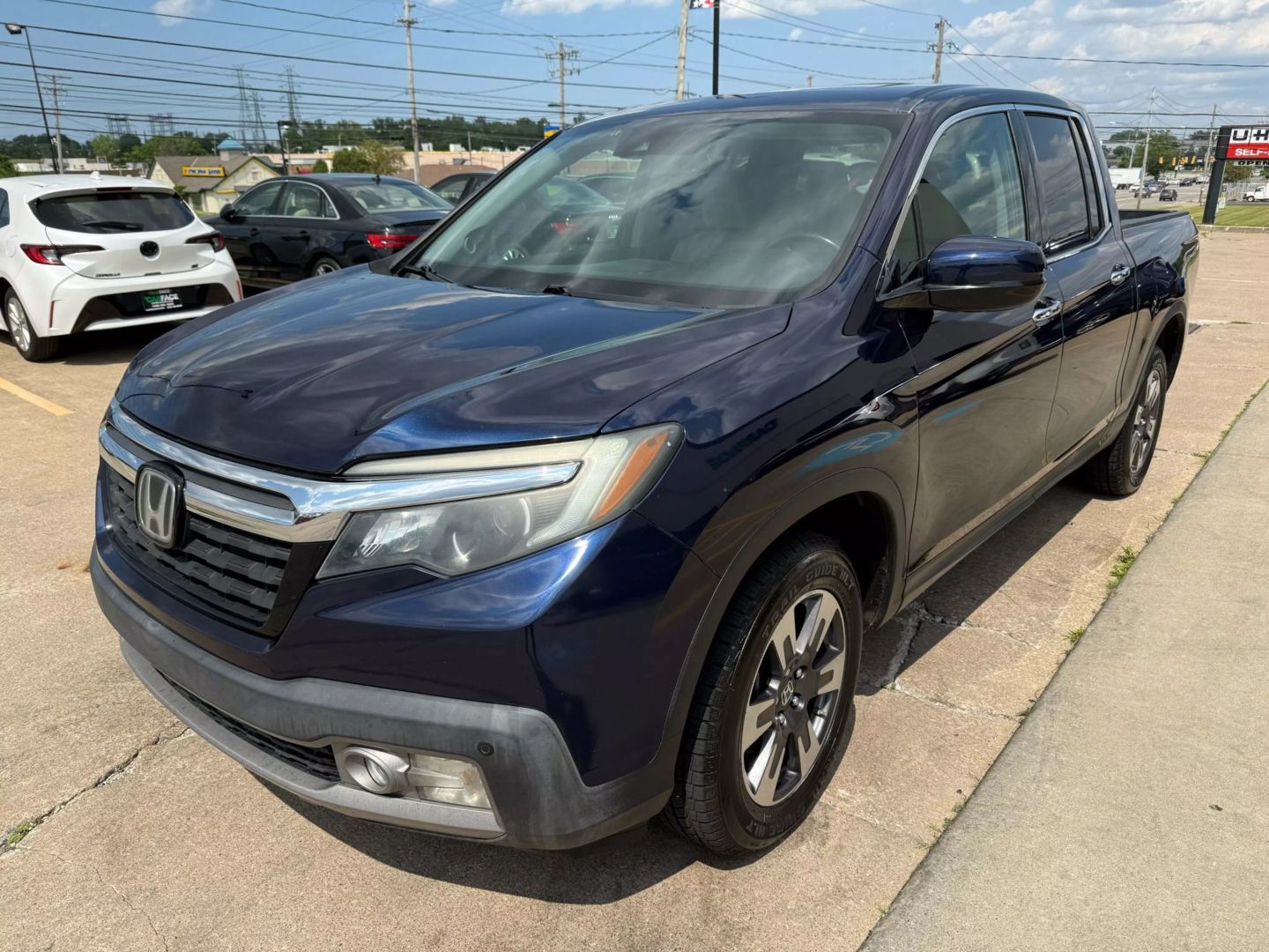 2018 Honda Ridgeline - Image 4
