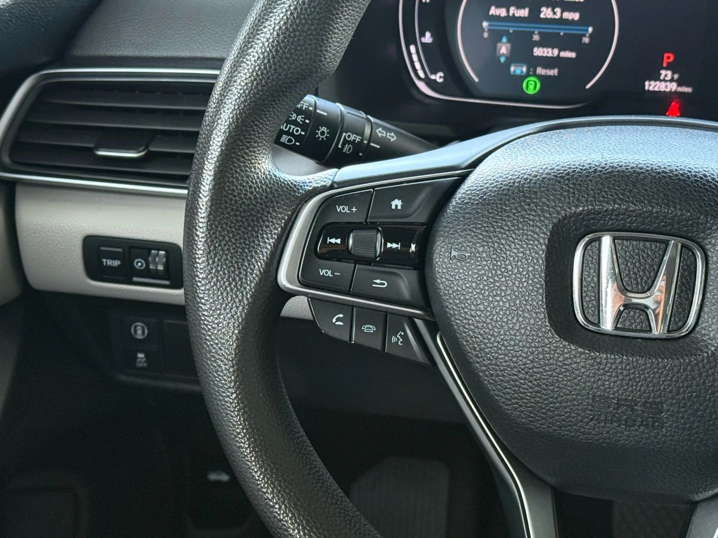 2018 Honda Accord - Image 33