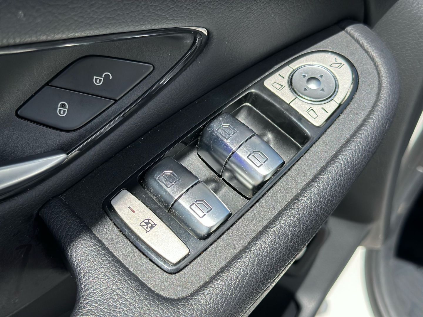 2021 MERCEDES-BENZ GLC SUV 4-CYL, TURBO, 2.0 LITER GLC 300 4MATIC SPORT UTILITY 4D