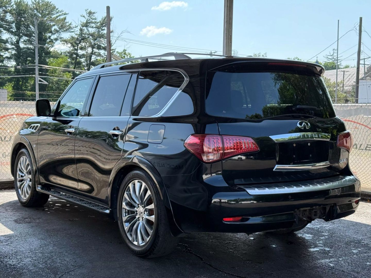 2016 Infiniti Qx80 - Image 9