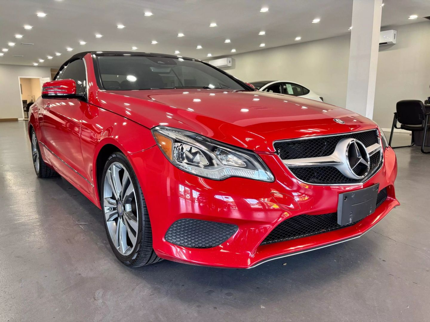 2015 Mercedes-benz E-class E 400 Cabriolet 2d - Image 1