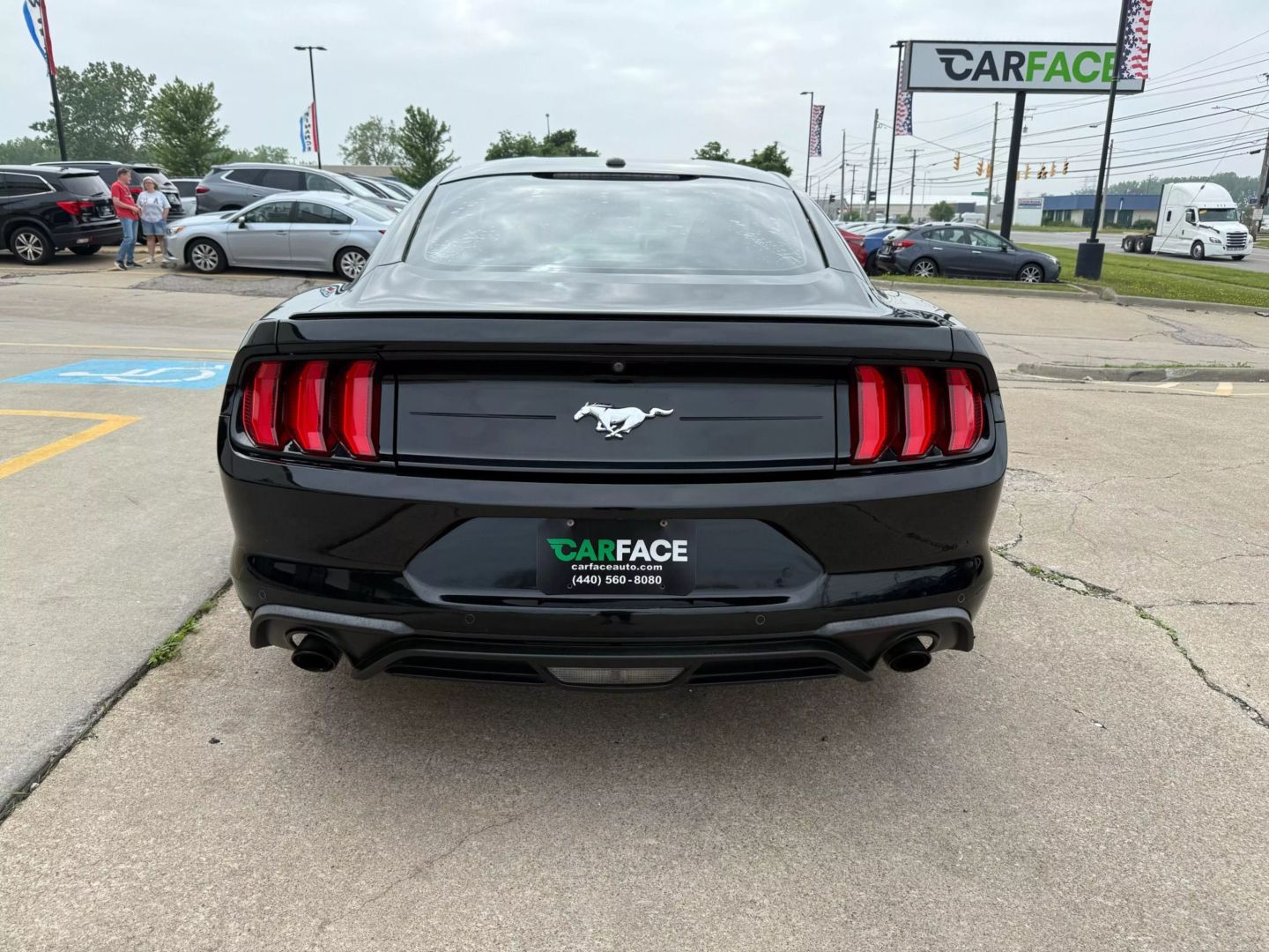 2019 Ford Mustang - Image 10
