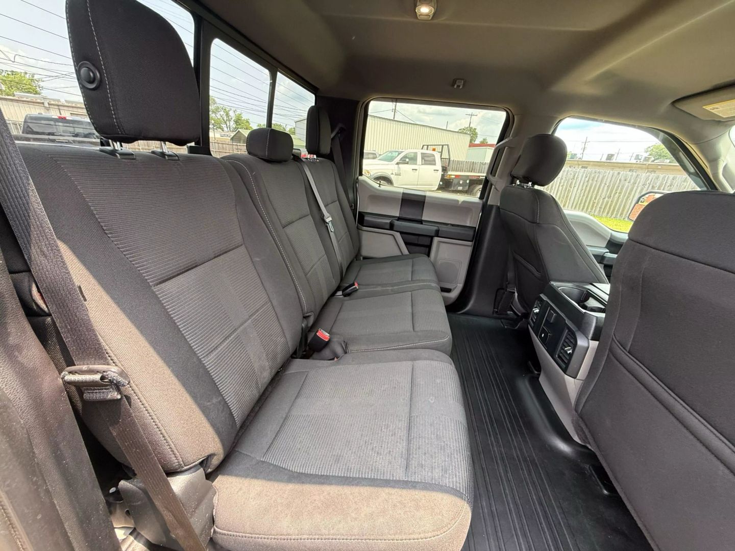2017 Ford F150 Supercrew Cab - Image 16