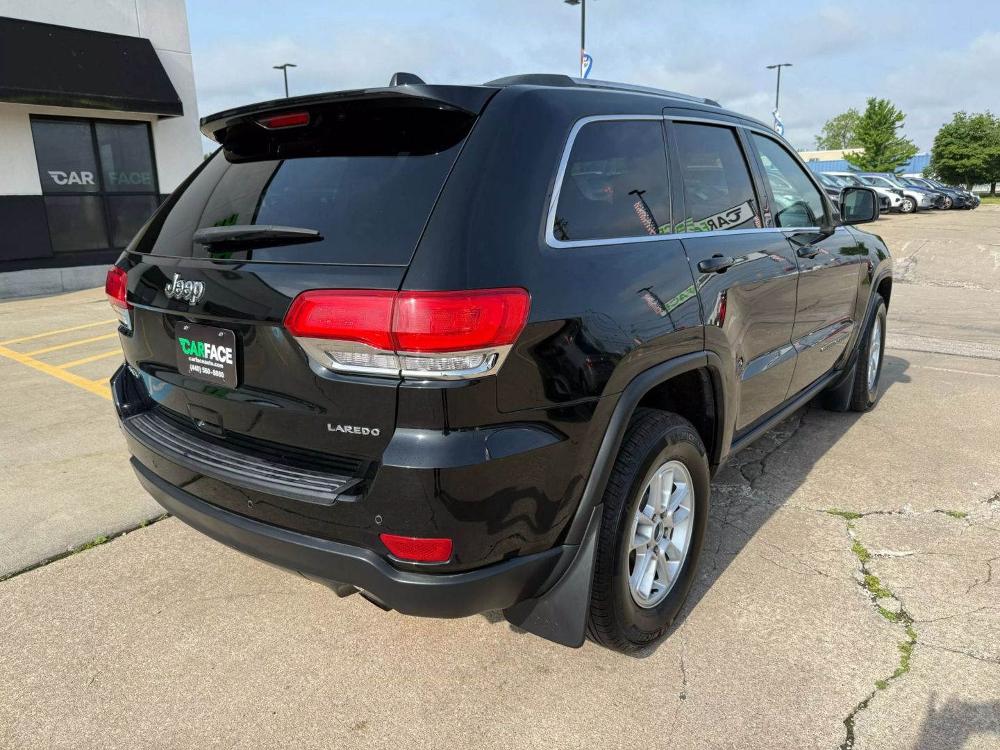 2018 Jeep Grand Cherokee - Image 14
