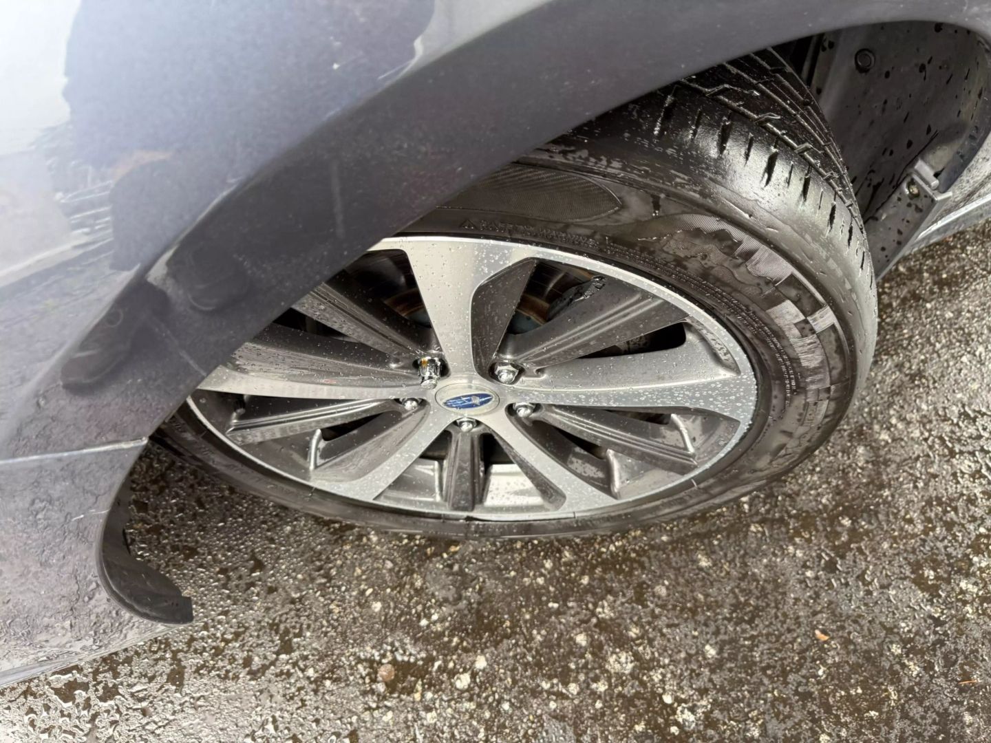 2016 Subaru Legacy - Image 41