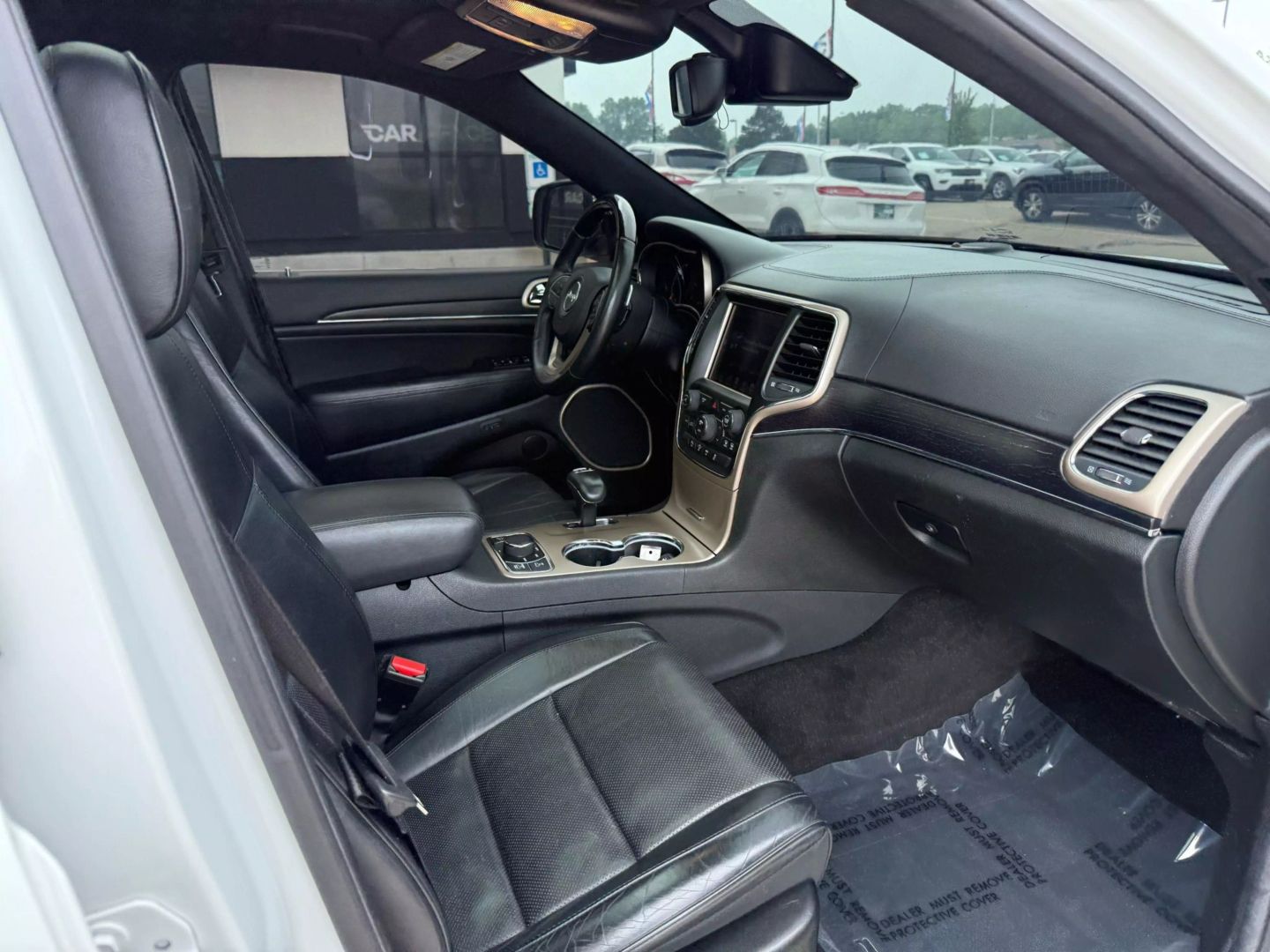 2014 Jeep Grand Cherokee - Image 26