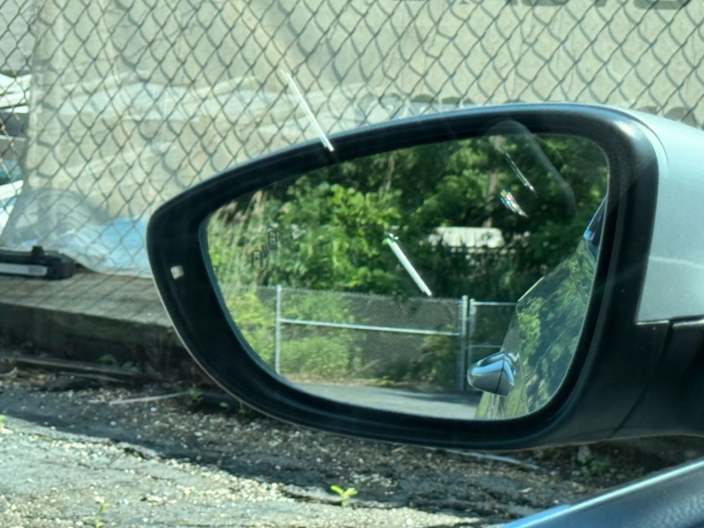 2018 Volkswagen Passat - Image 38
