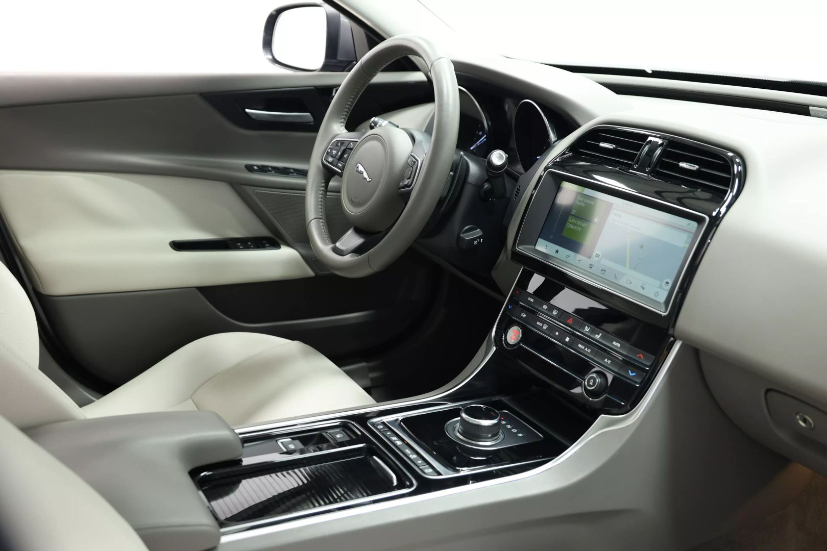 2019 Jaguar Xe - Image 89