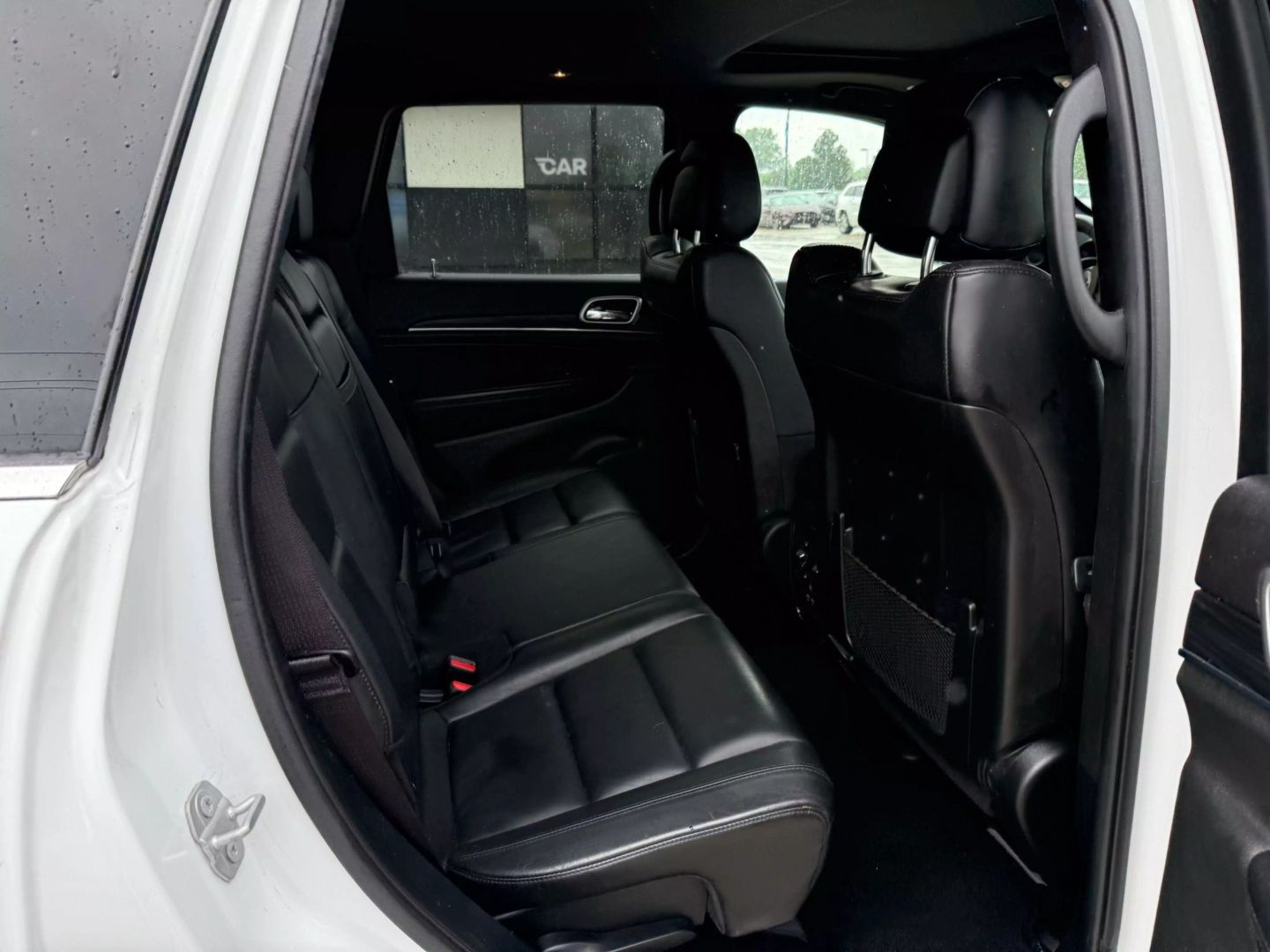 2019 Jeep Grand Cherokee - Image 23