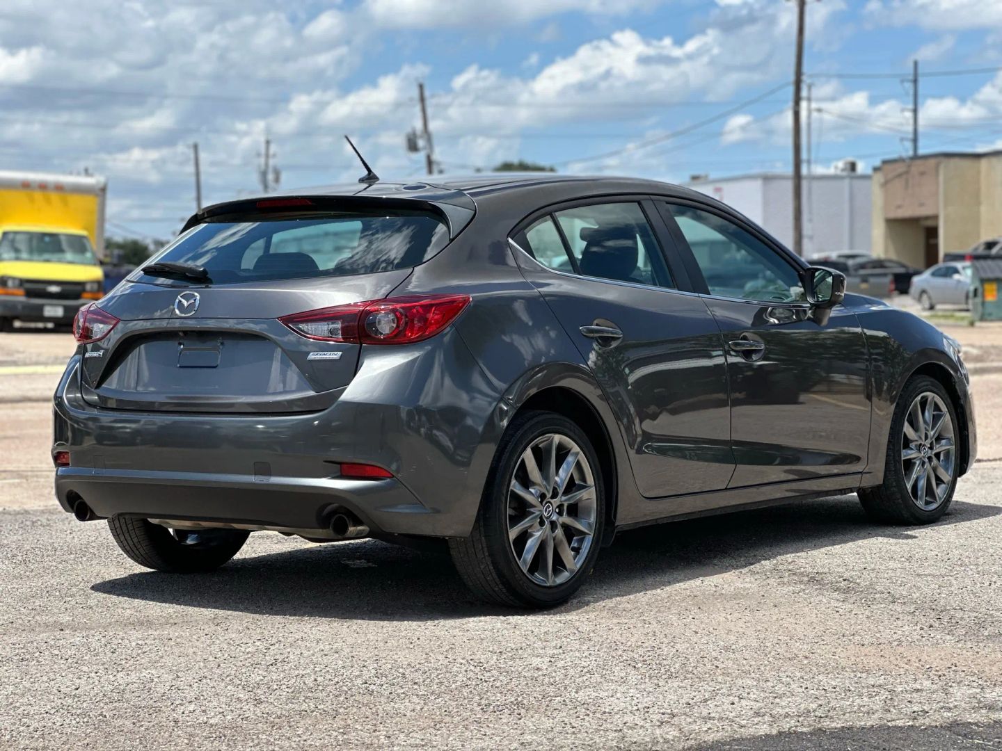 2018 Mazda Mazda3 - Image 7