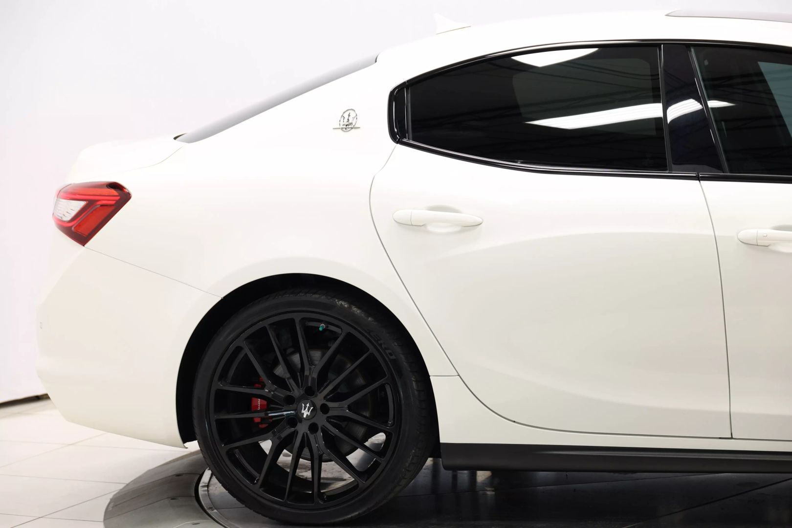 2020 Maserati Ghibli - Image 65