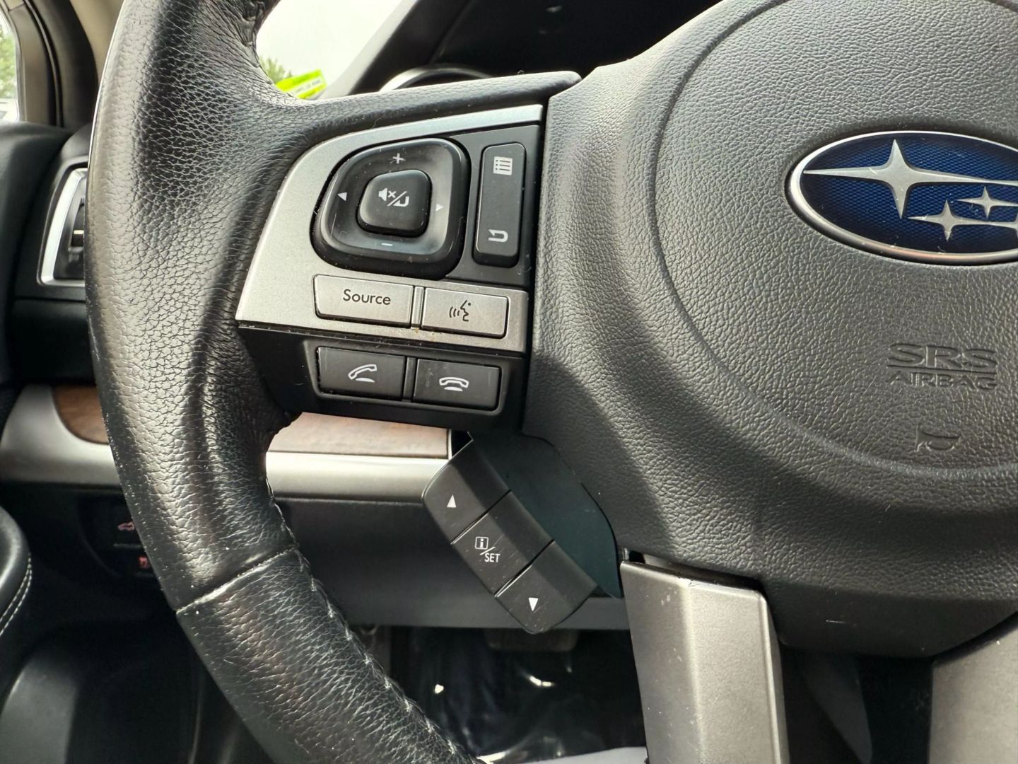 2017 Subaru Outback - Image 32