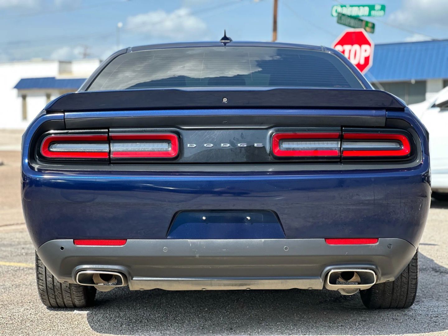 2016 Dodge Challenger - Image 5