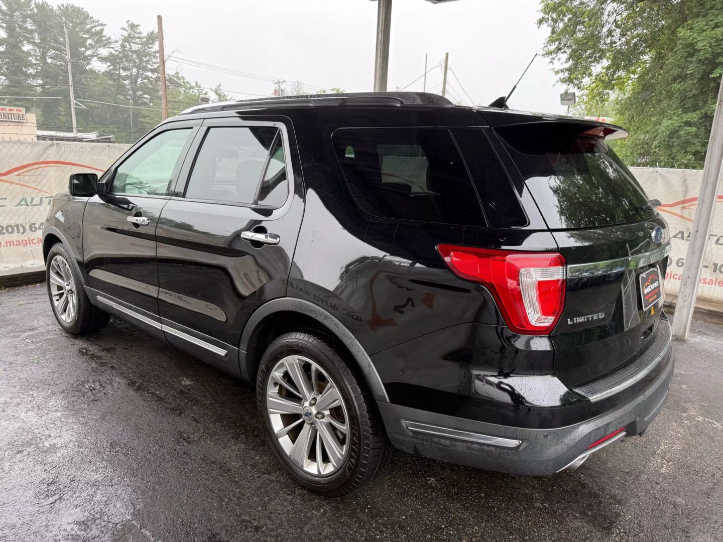 2018 Ford Explorer - Image 12