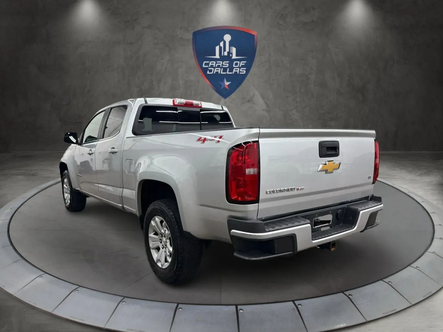 2018 Chevrolet Colorado Crew Cab - Image 3