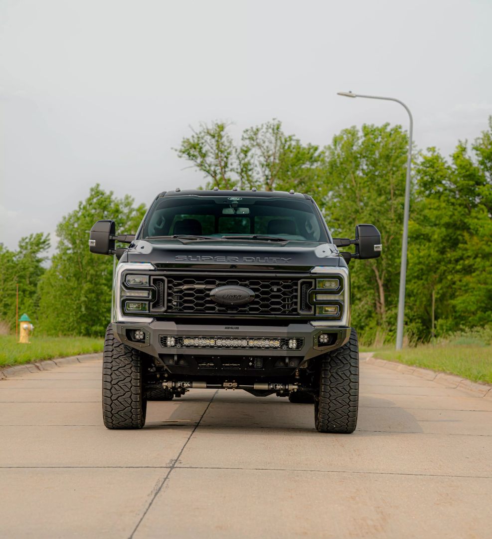 2024 Ford F350 Super Duty Crew Cab - Image 40
