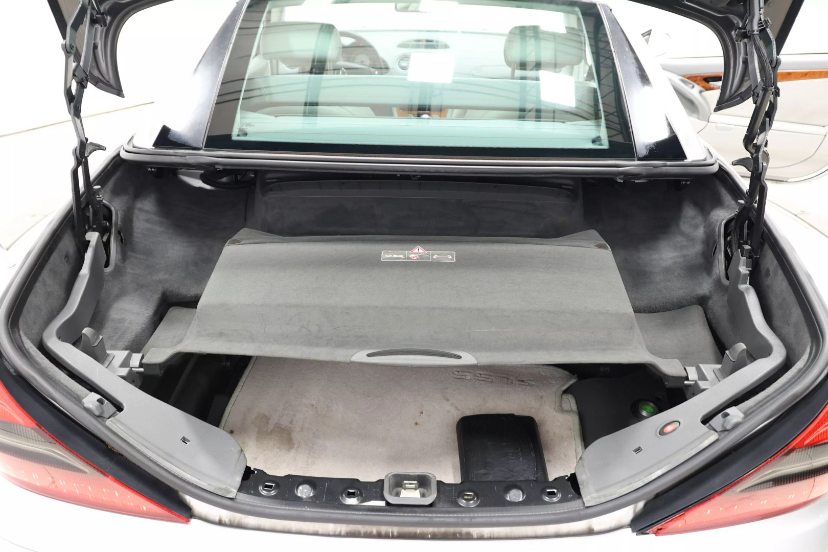 2004 Mercedes-benz Sl-class - Image 55