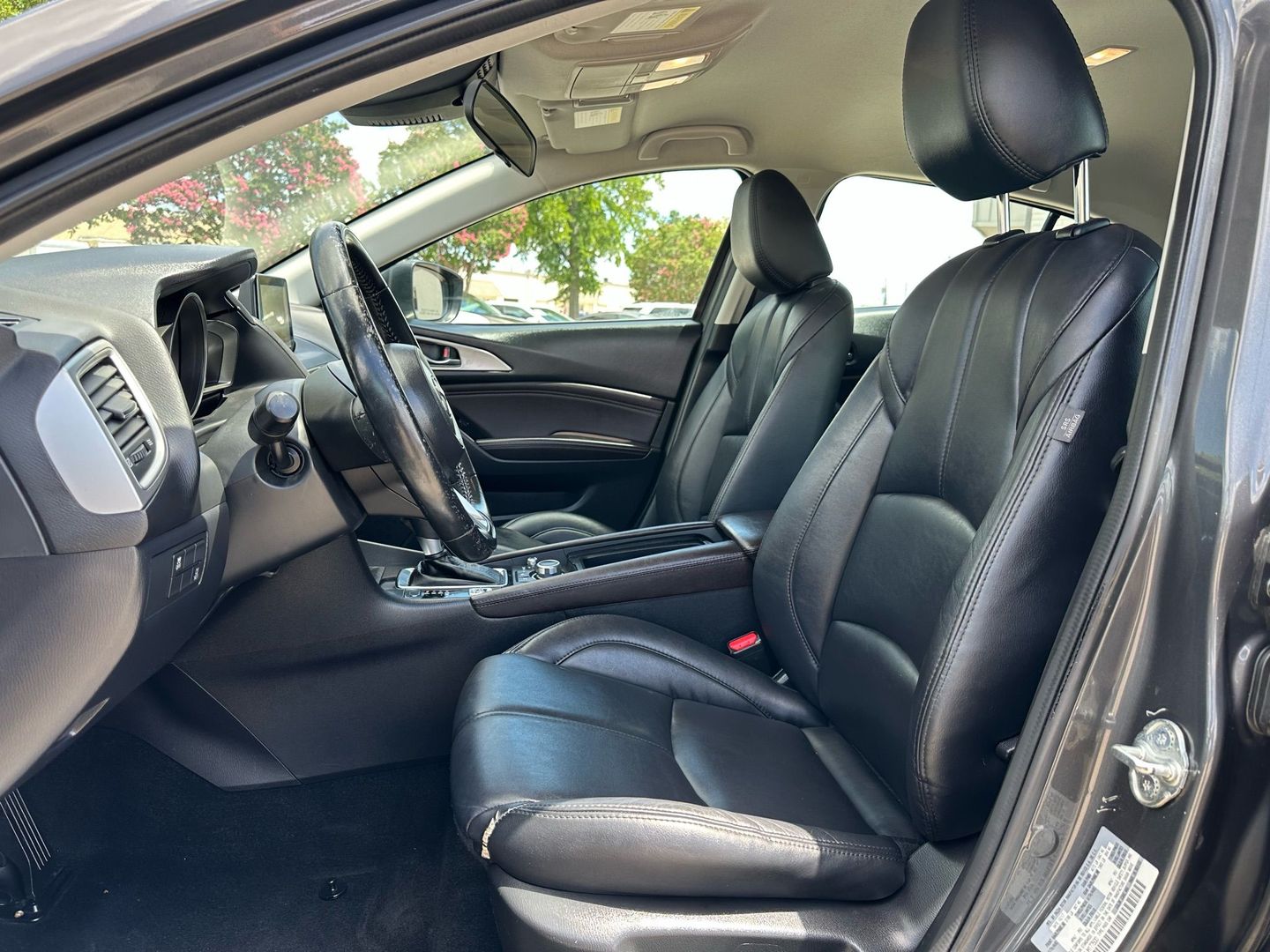 2018 Mazda Mazda3 - Image 14