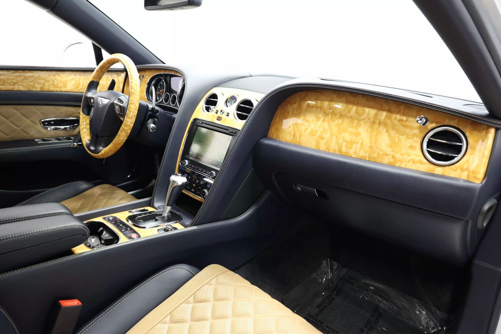 2017 Bentley Flying Spur - Image 103