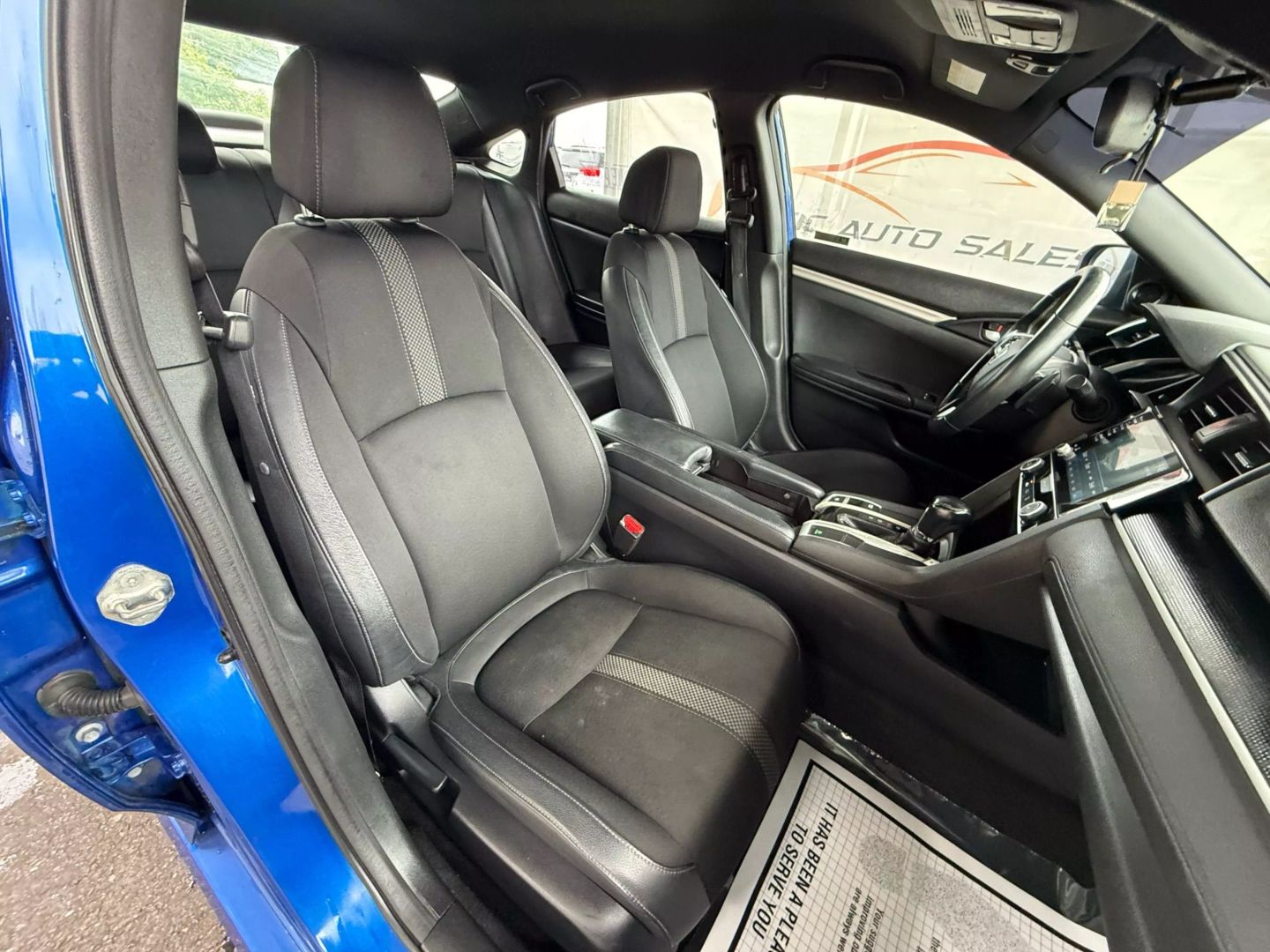 2019 Honda Civic - Image 26