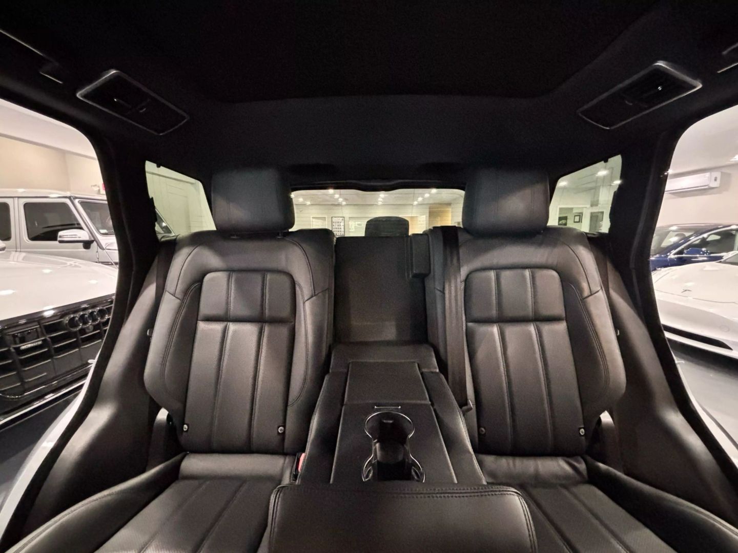 2020 Land Rover Range Rover Sport Hse Sport Utility 4d - Image 18