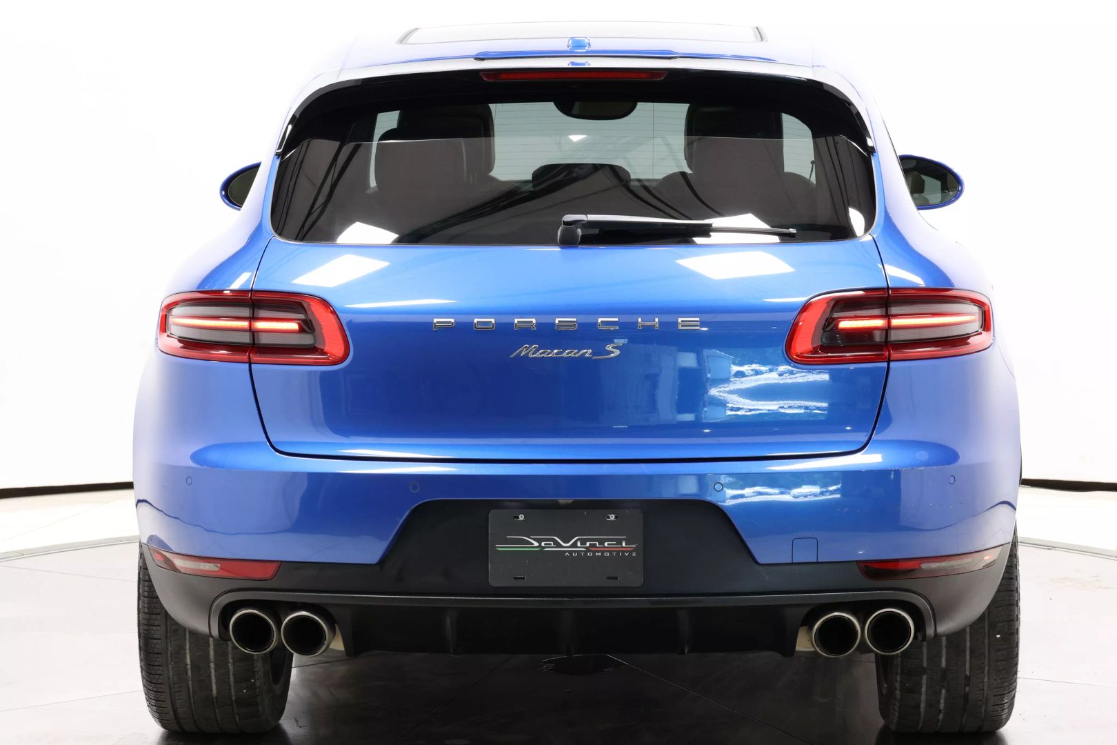 2017 Porsche Macan - Image 61