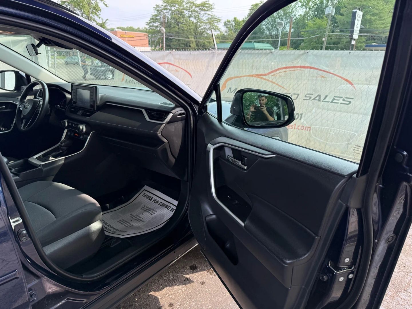 2019 Toyota Rav4 - Image 24